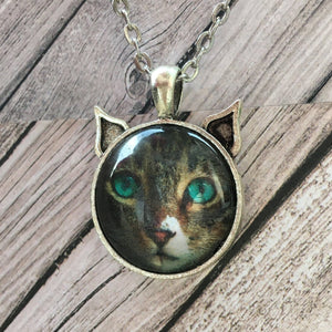 Jade - Feline Faces Cat Photo Pendant with Ears